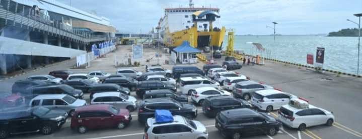 ASDP Jaga Layanan Prima Hadapi Lonjakan Long Weekend Hari Buruh IMG-20260504-WA0049.jpg