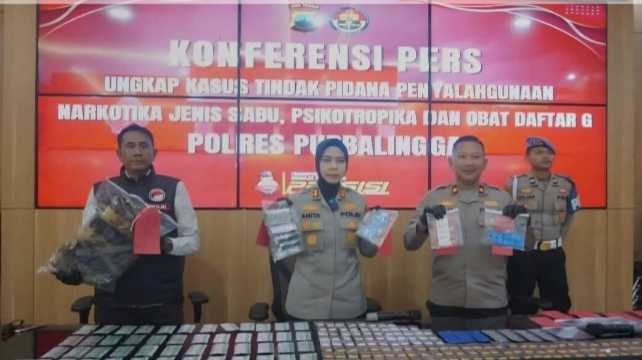 Satresnarkoba Polres Purbalingga Bongkar Sindikat Peredaran Obat Terlarang dan Sabu IMG-20260510-WA0061.jpg