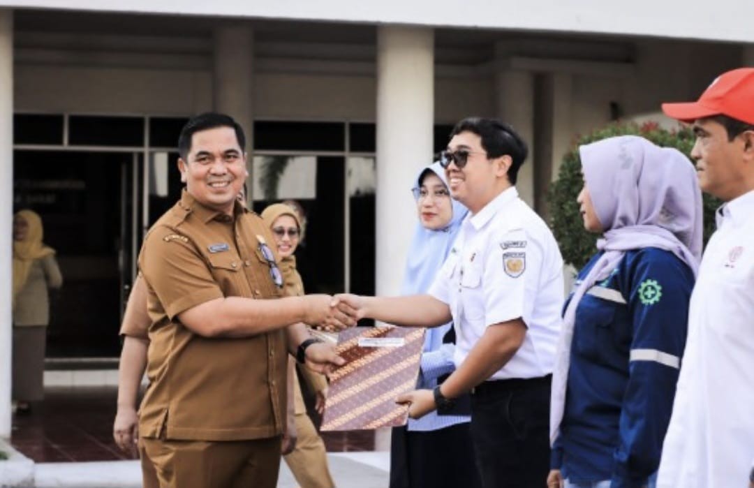 KAI Divre II Sumbar Raih Penghargaan Platinum P2HIV-AIDS Tingkat Nasional Kementerian RI IMG-20260512-WA0024.jpg