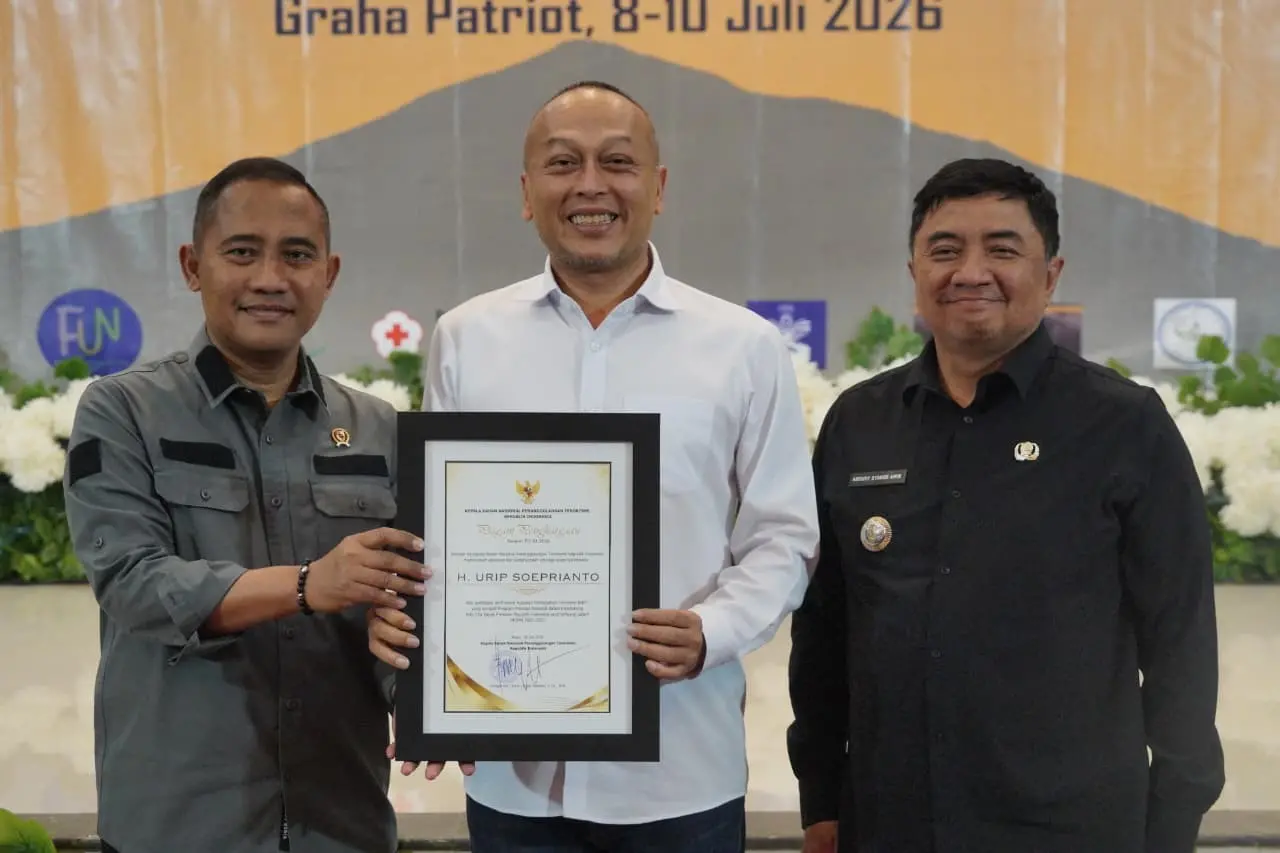 Bupati Garut Ajak Generasi Muda Perkuat Nilai Kebangsaan dan Bela Negara IMG-20260709-WA0042.webp