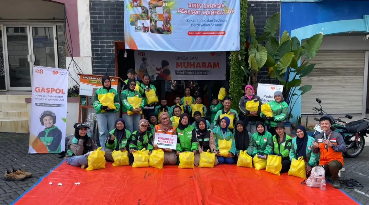 Milad ke-28 Rumah Zakat, Bingkisan Muharam dan GASPOL Bikin Bahagia Pengemudi Ojol di Tangerang Selatan IMG-20260711-WA0118.webp
