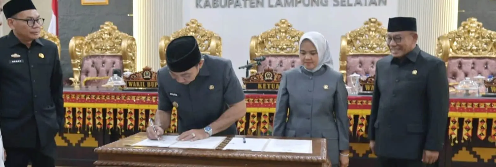 DPRD Setujui Perda PSU Perumahan, Pemkab Lampung Selatan Pastikan Fasilitas Umum Permukiman Terawat dan Berkelanjutan IMG-20260722-WA0098.webp