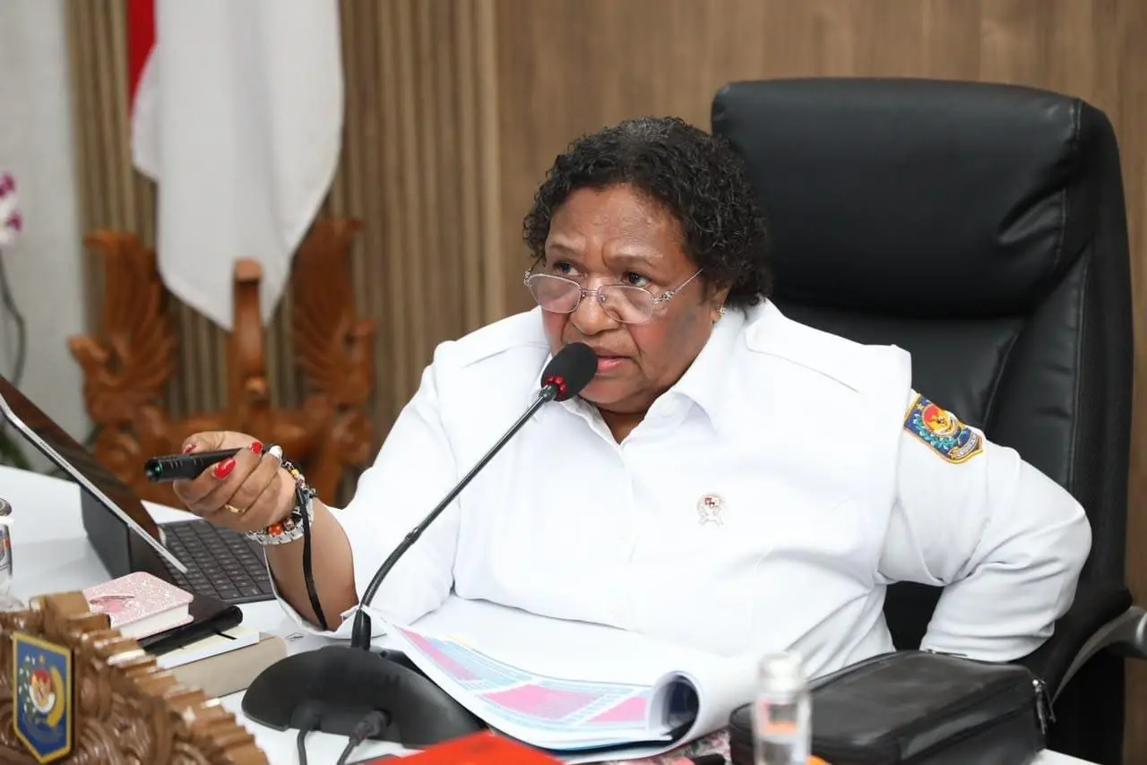 Wamendagri Ribka Haluk Pastikan Pemerintah Turun Langsung Tindak Lanjuti Dugaan Keracunan Makanan di Kabupaten Jayapura IMG-20260806-WA0005.webp