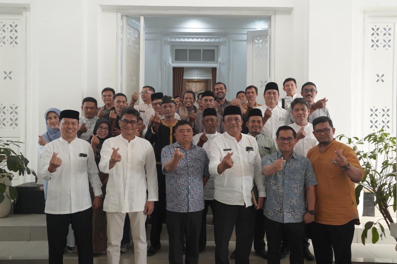 Bupati Garut Tampung Aspirasi Kepala Desa dari Sukawening dan Karangtengah