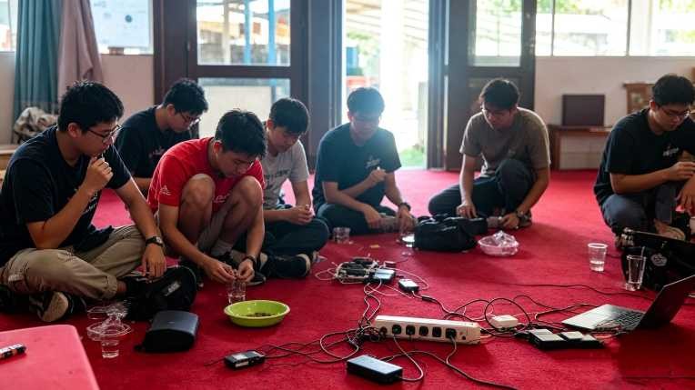 Generasi Muda Antusias Ikuti Workshop AI untuk Pembuatan Poster dan Komik di Baturaja
