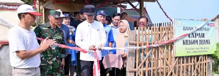 Bupati Egi Resmikan Bank Sampah Lapah Khagom Jejama, Bukti Perubahan Besar Bisa Dimulai Dari Desa