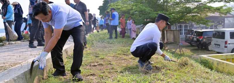 Dermaga Canti Bersolek Lewat Gema HELAU, Bupati Egi: Lingkungan Bersih Datangkan Rezeki Melimpah
