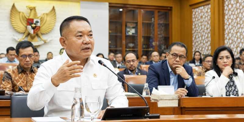 KRITIK PARLEMEN DAN UJIAN KEPALA KSP