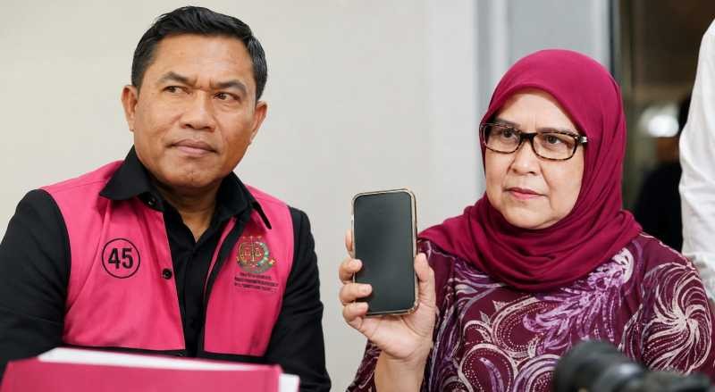 Ponsel Sony dan Jejak Jaringan MBG