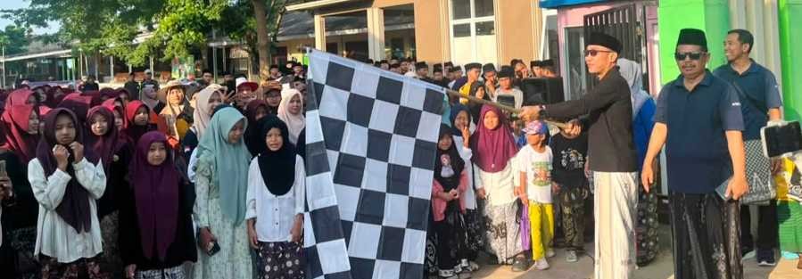 Jalan Sehat Sambut Haflah ke-10 Mathla,ul Anwar, Wabup Syaiful Apresiasi Peran Pesantren Cetak Generasi Berakhlak