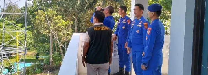Polairud Polres Lampung Selatan Pantau Aktivitas Gunung Anak Krakatau, Warga Diimbau Tak Percaya Hoaks