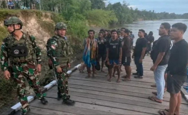 Terancam Teror OPM 44 Pendulang Emas di Pegunungan Bintang Berhasil Dievakuasi Koops TNI Habema